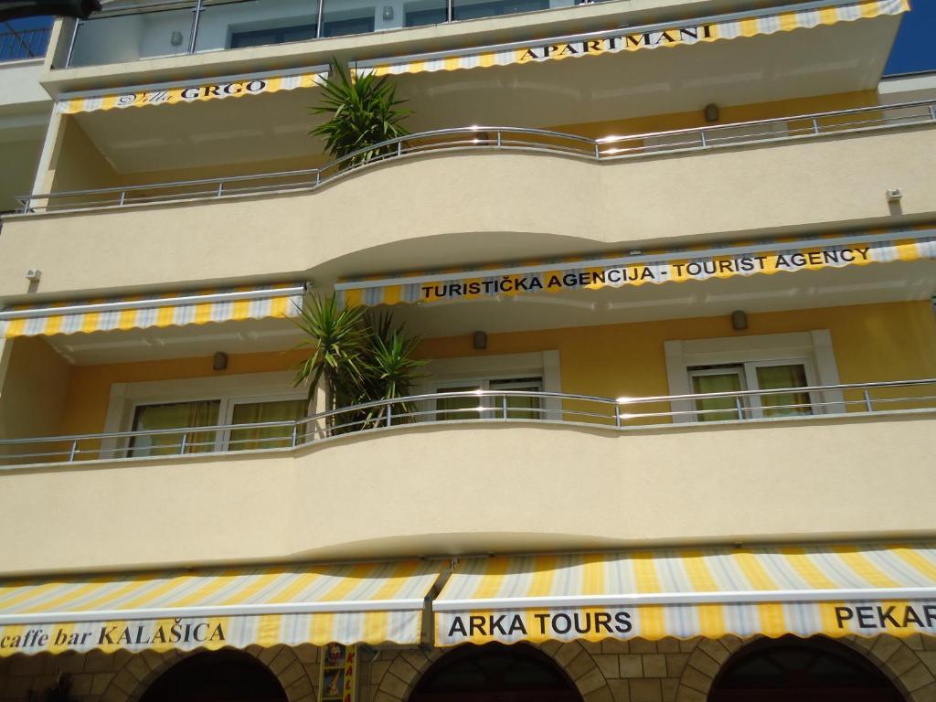 Villa Grgo Apartments Tucepi Ngoại thất bức ảnh