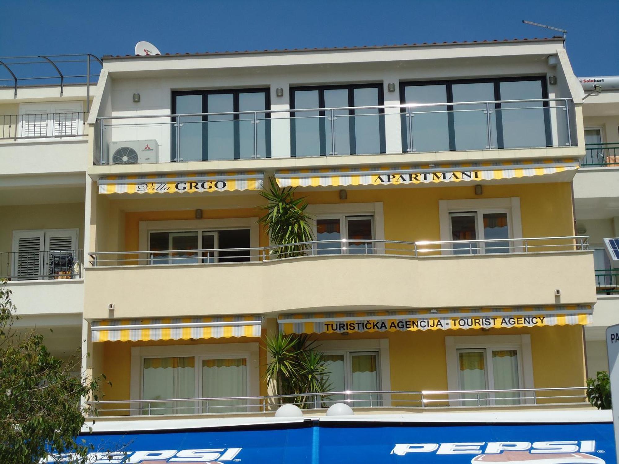 Villa Grgo Apartments Tucepi Ngoại thất bức ảnh
