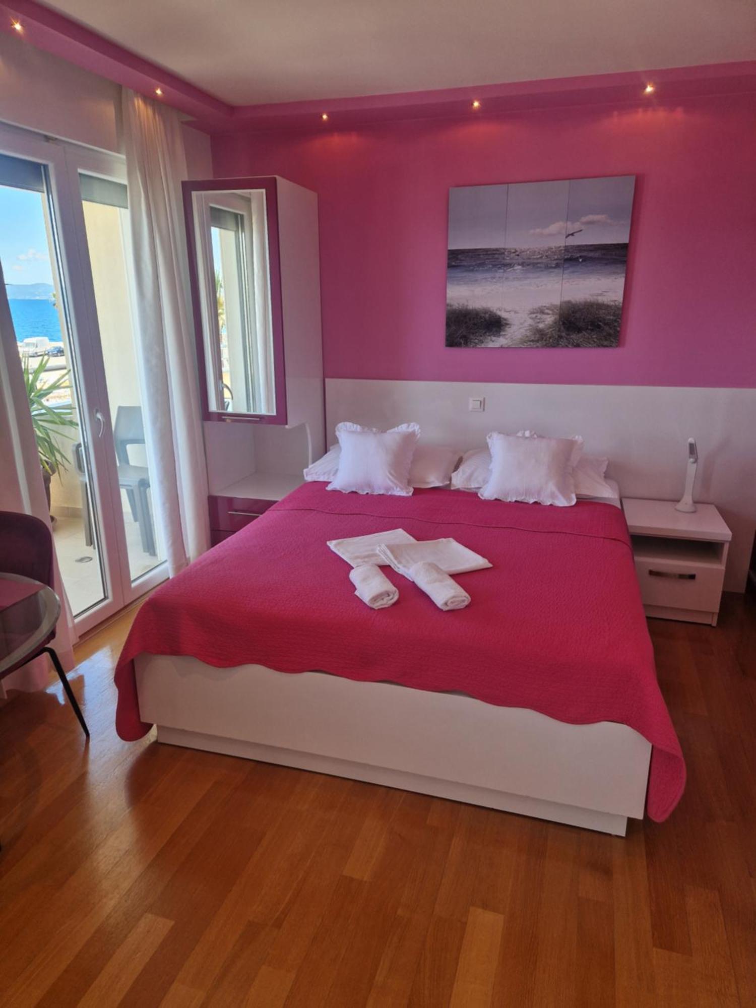 Villa Grgo Apartments Tucepi Ngoại thất bức ảnh