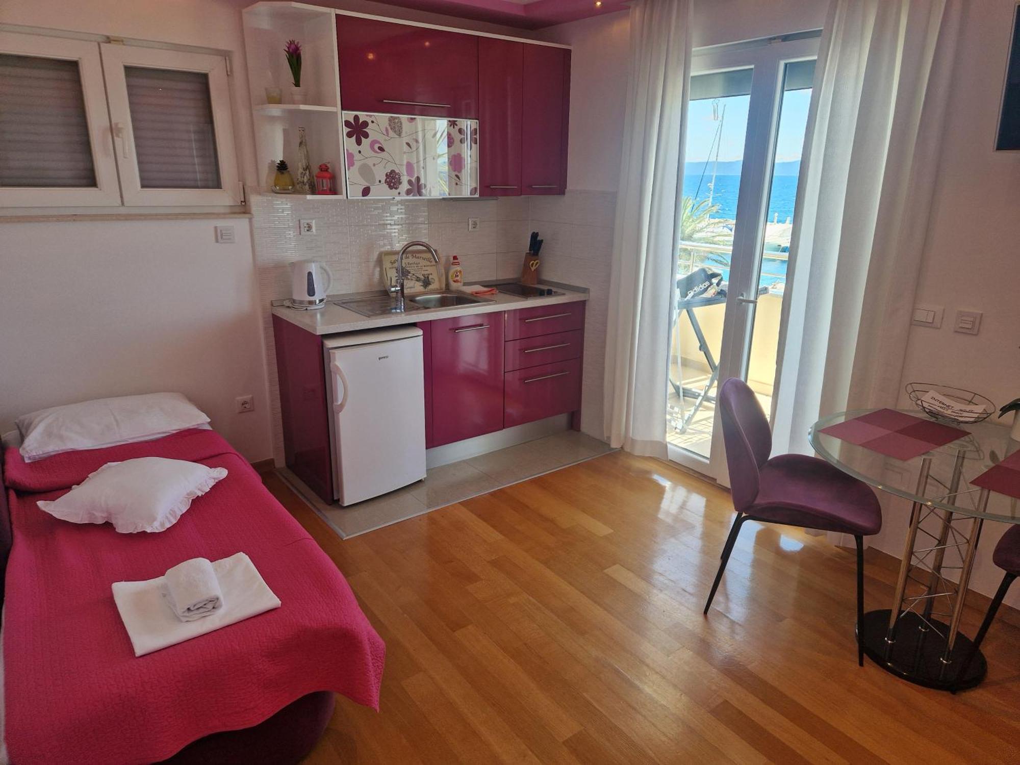 Villa Grgo Apartments Tucepi Ngoại thất bức ảnh