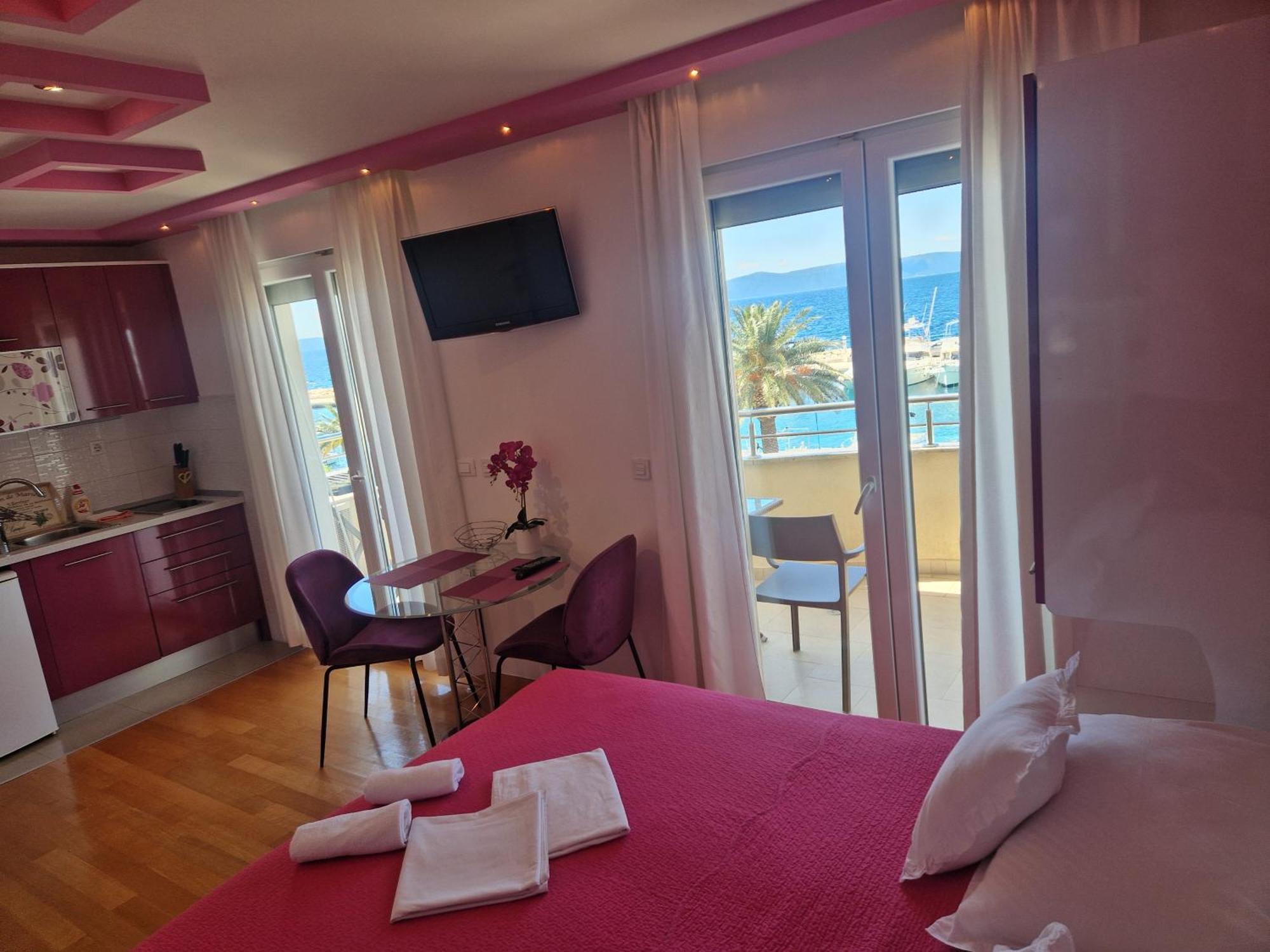 Villa Grgo Apartments Tucepi Ngoại thất bức ảnh