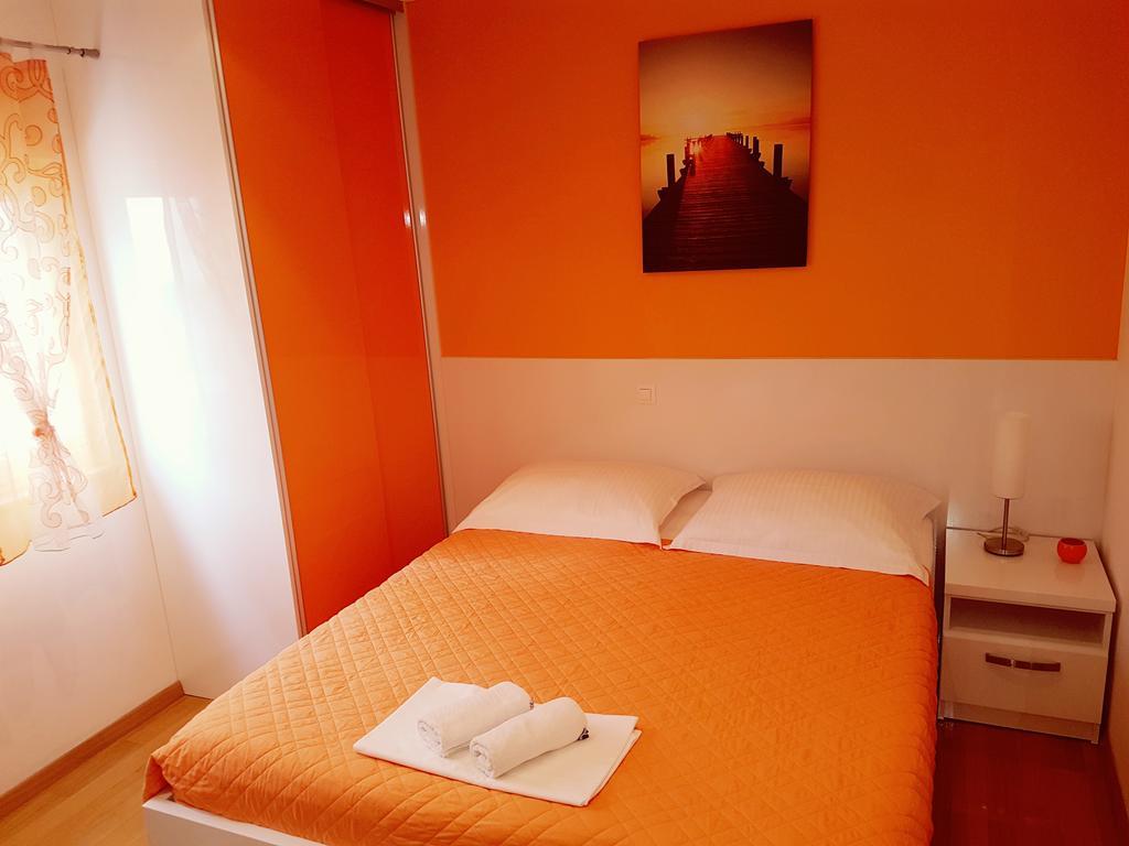Villa Grgo Apartments Tucepi Ngoại thất bức ảnh